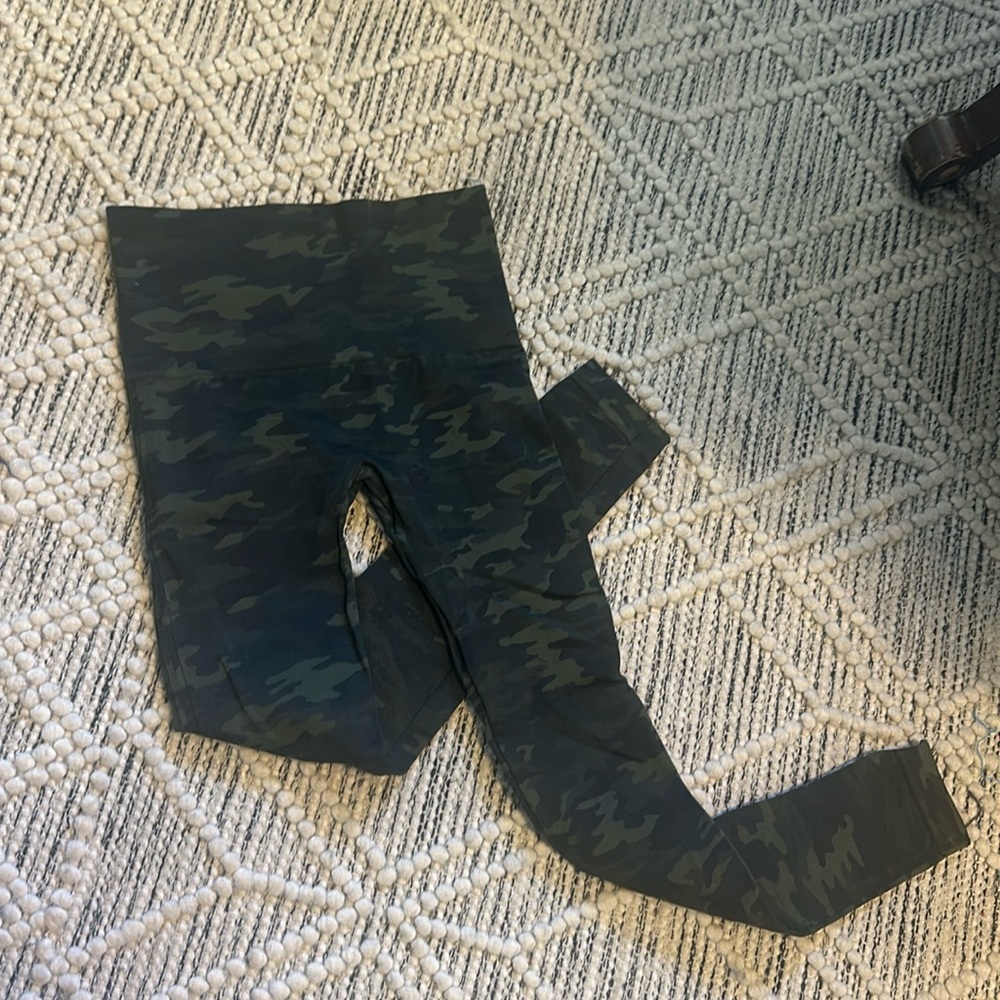 Camo Spanx Leggings